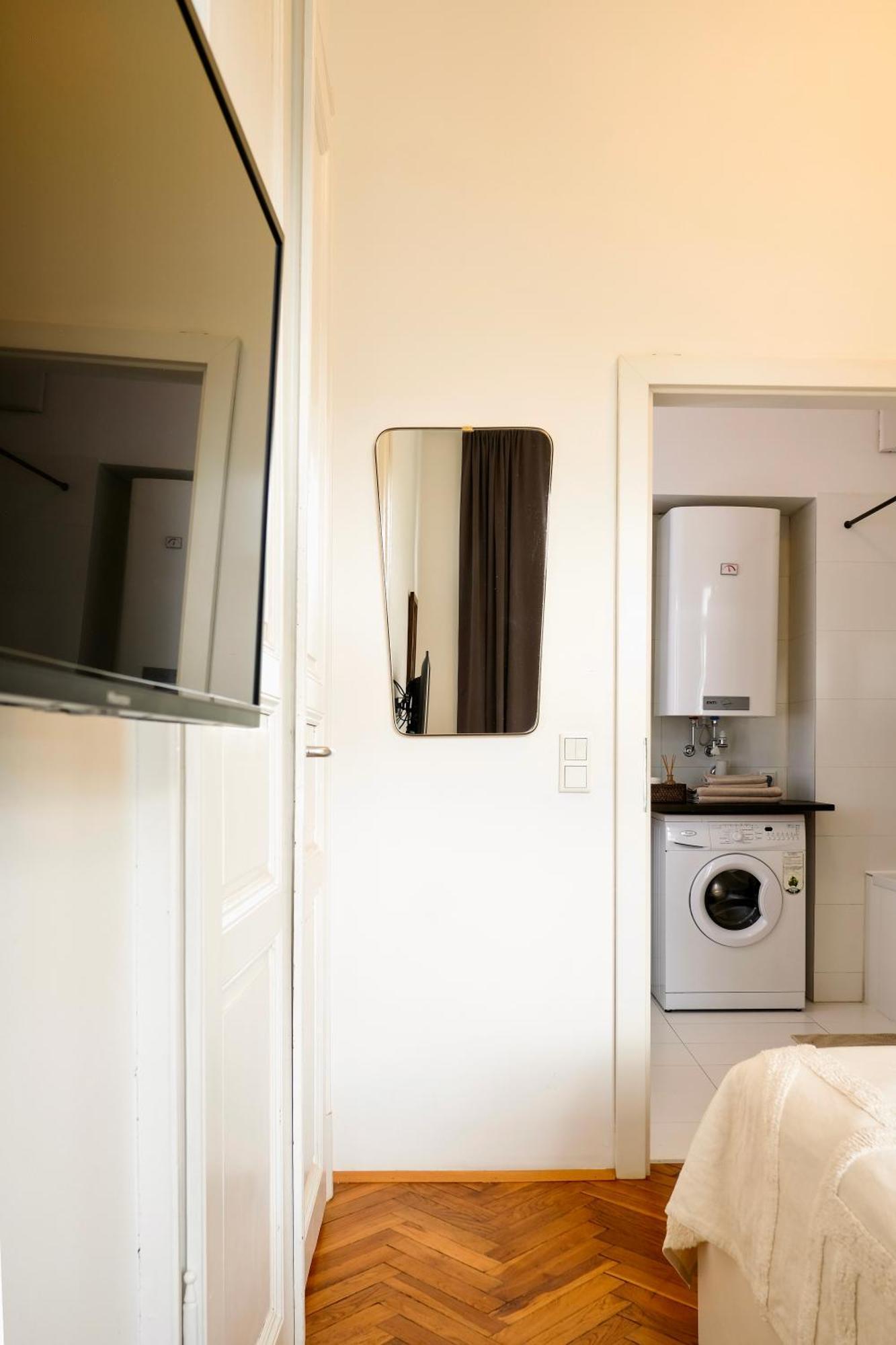 Stilvolles Apartment In Zentraler Lage - Free Parking Graz Eksteriør bilde